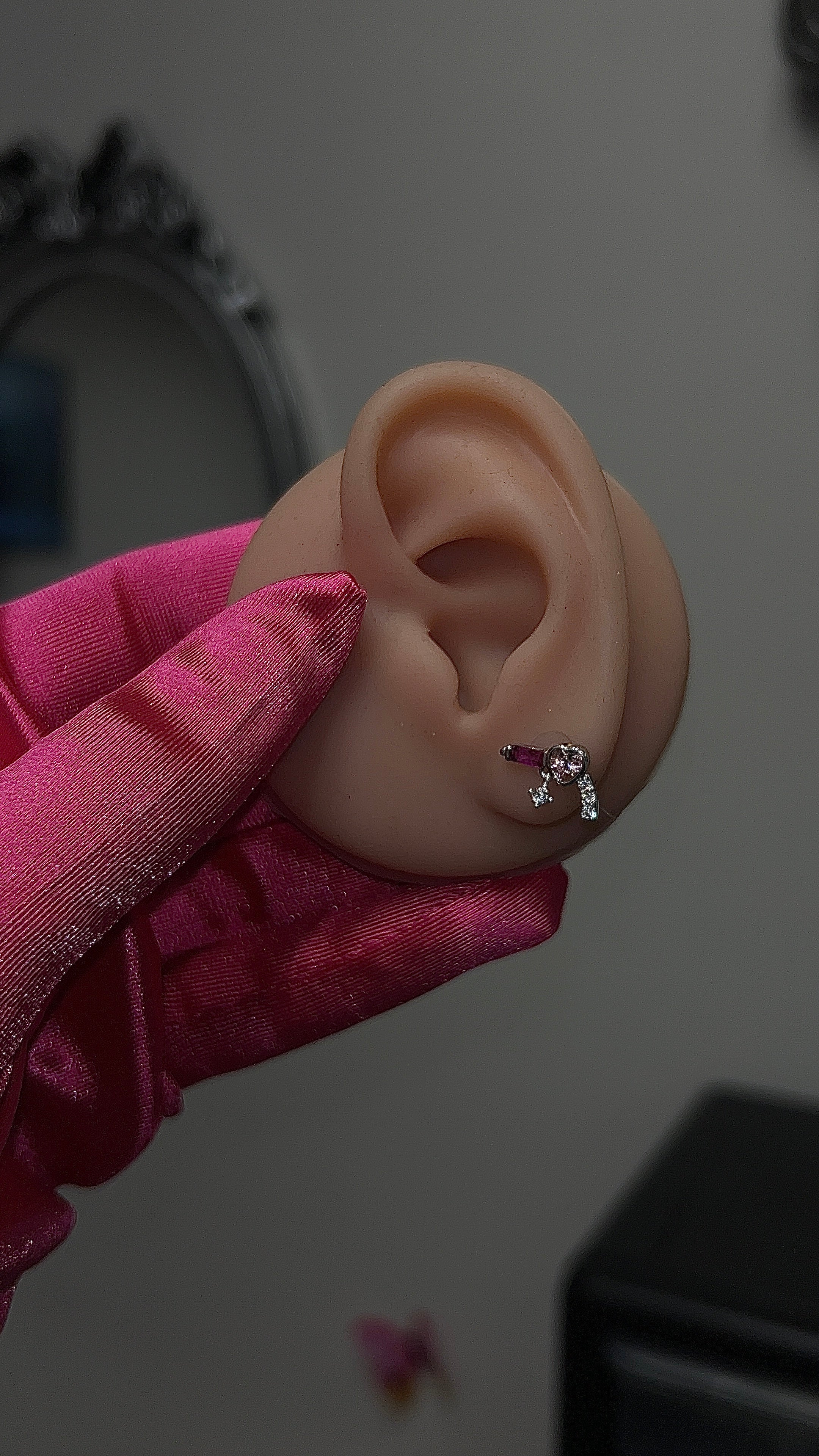 Blick Cartilage Earring