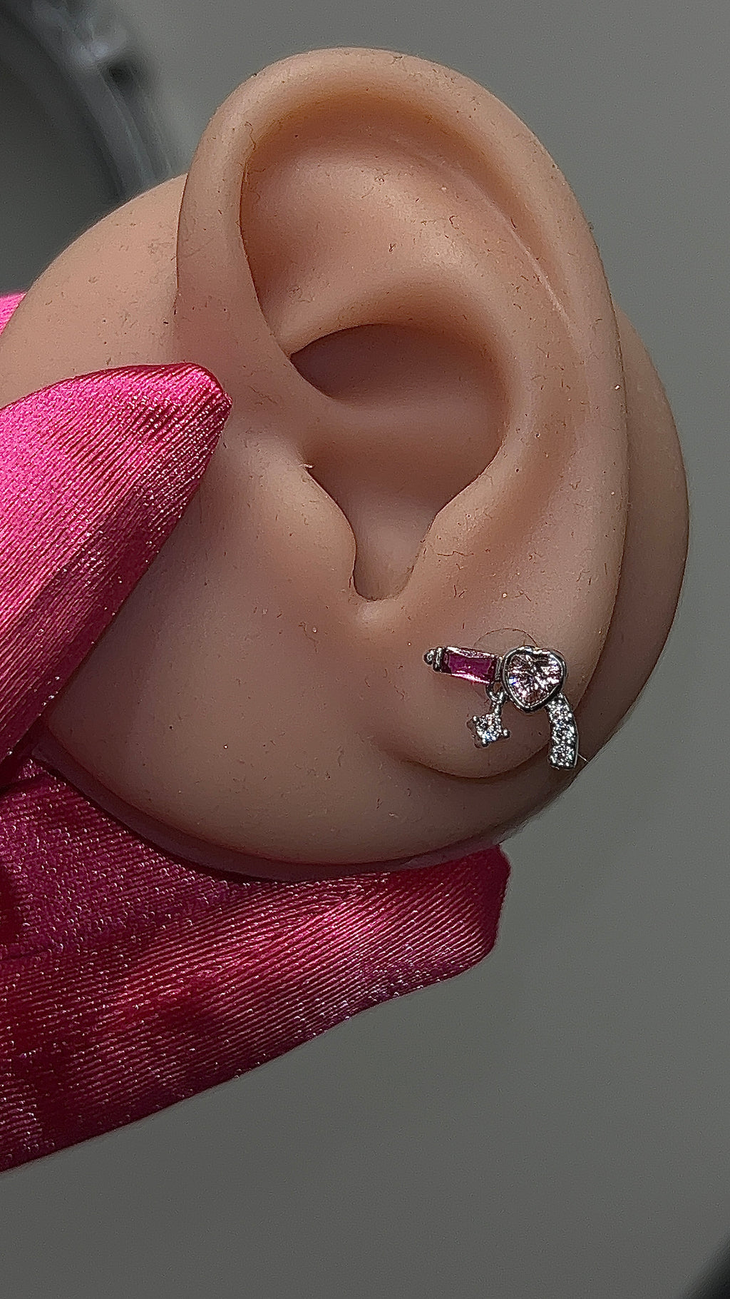 Blick Cartilage Earring
