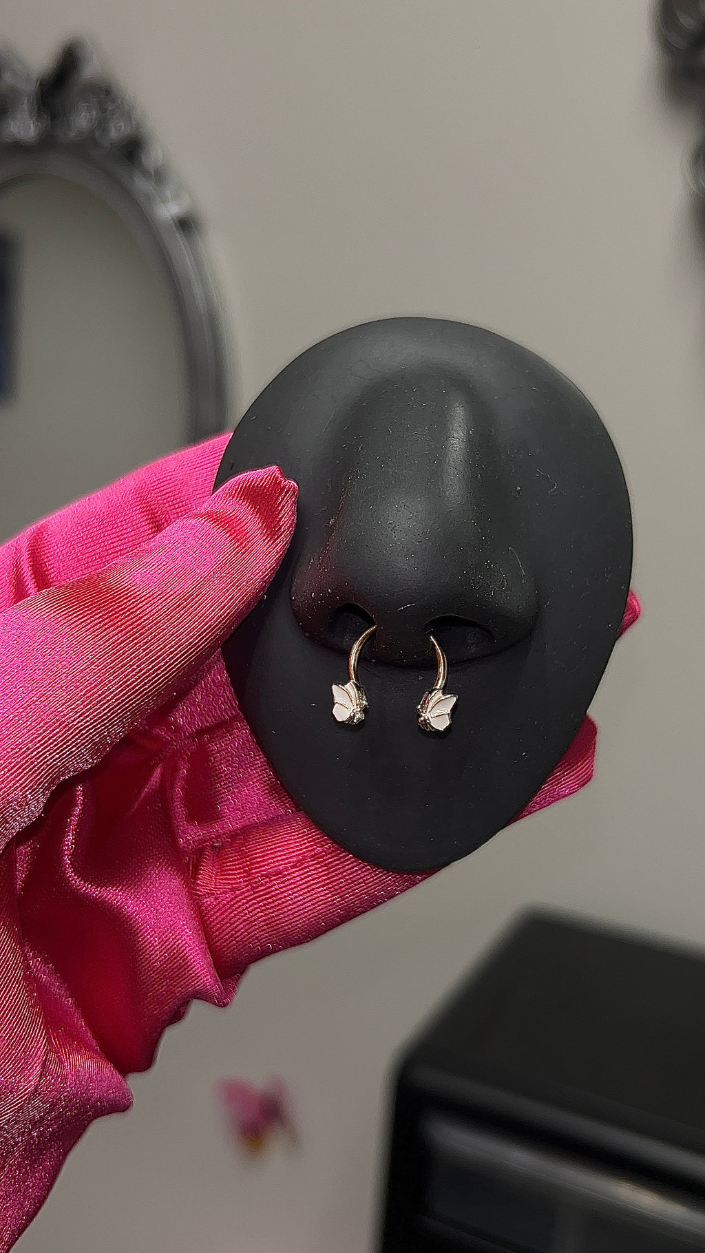 Papillon Septum Ring