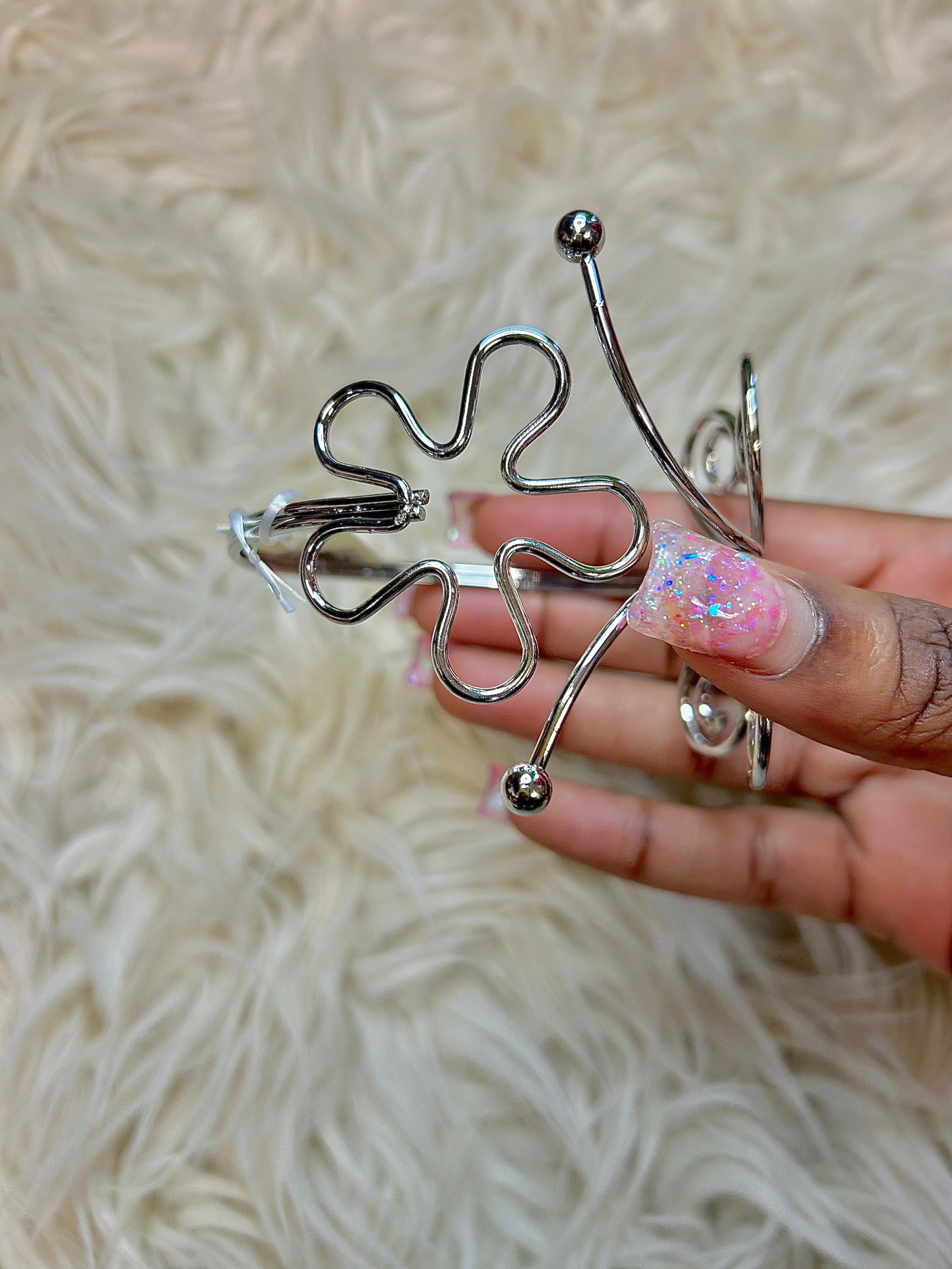 Malia Arm Bangle