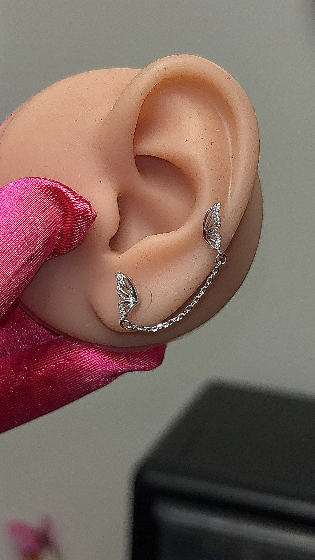 Lucia Double Cartilage Earring