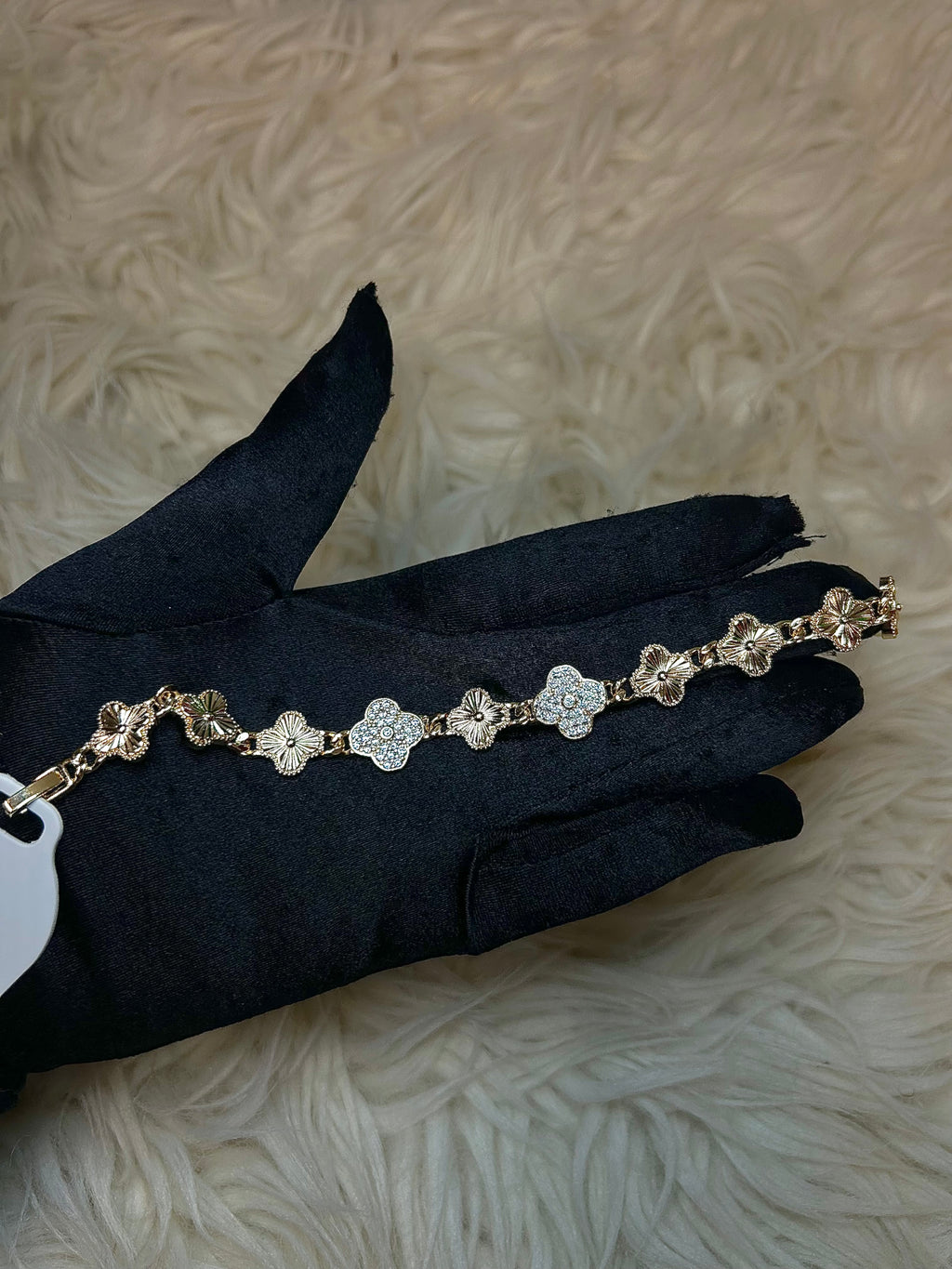 Thea Clover Bracelet