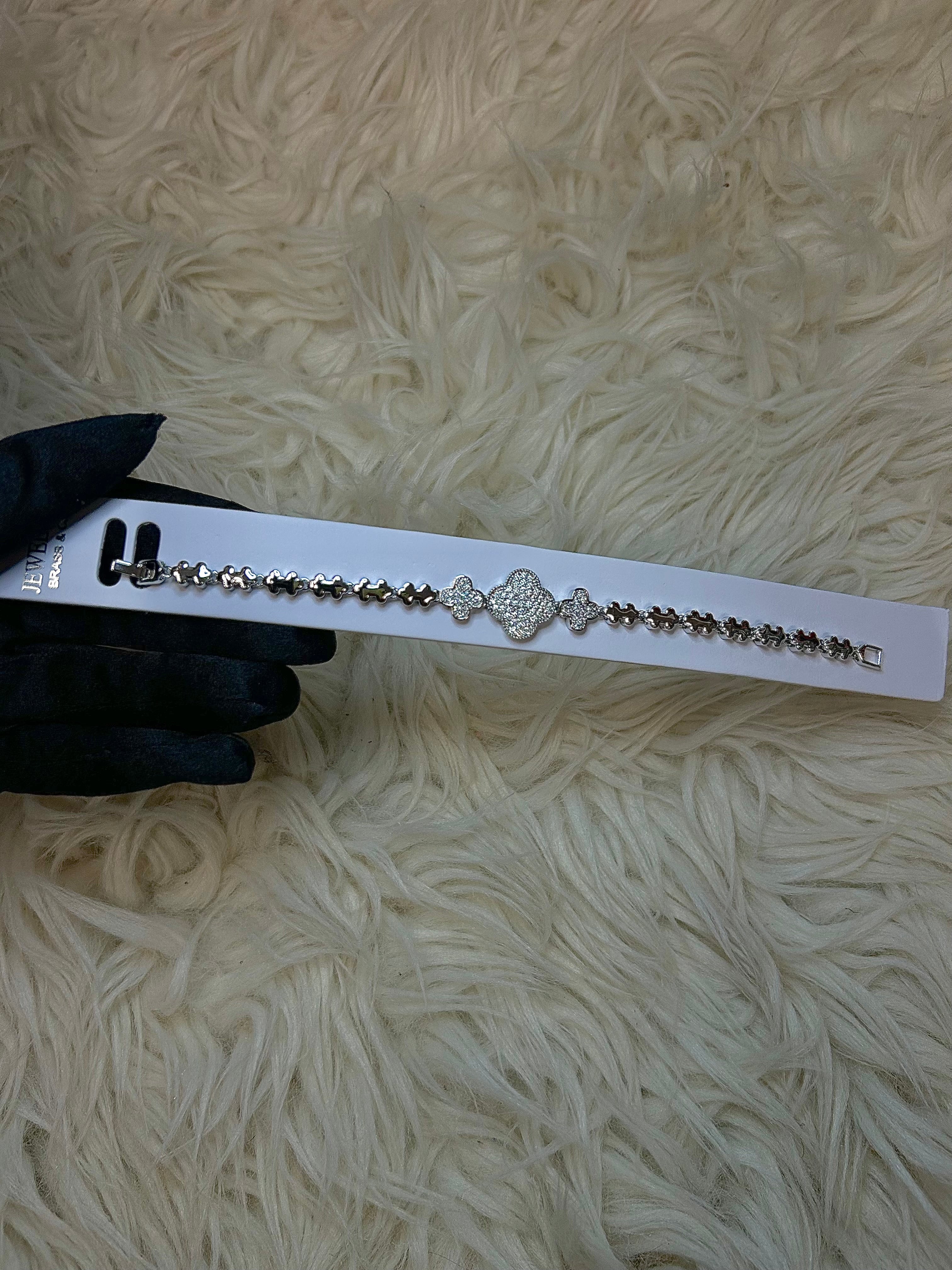 London Clover Bracelet