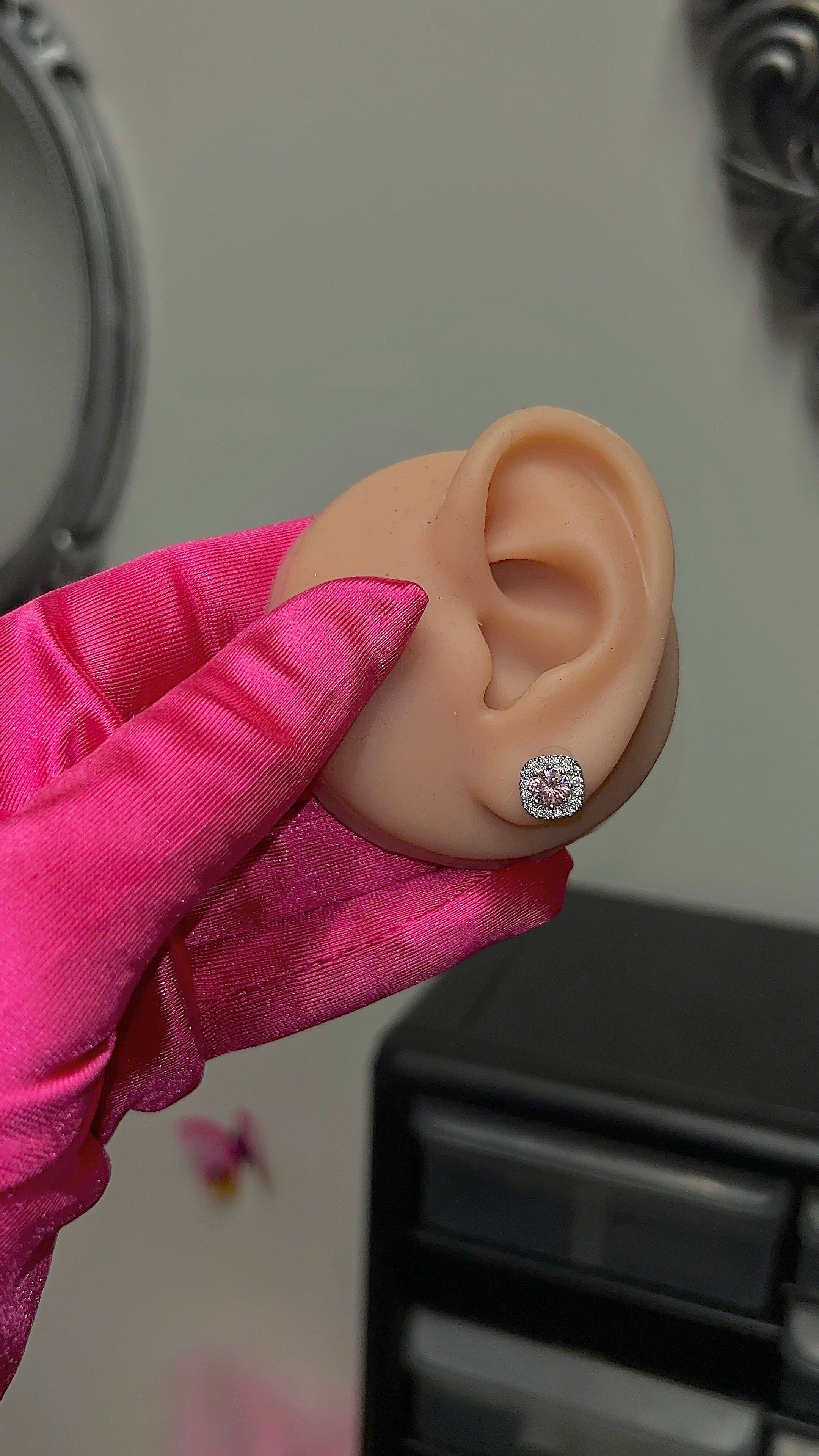 Mia Cartilage Earring